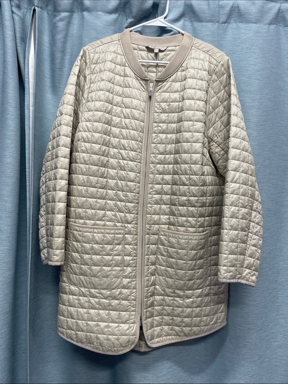 ATHLETA Grandview PrimaLoft Lightweight Quilted Shell